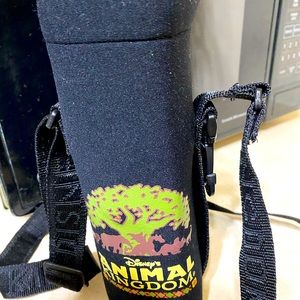 DISNEY WATER BOTTLE CASE